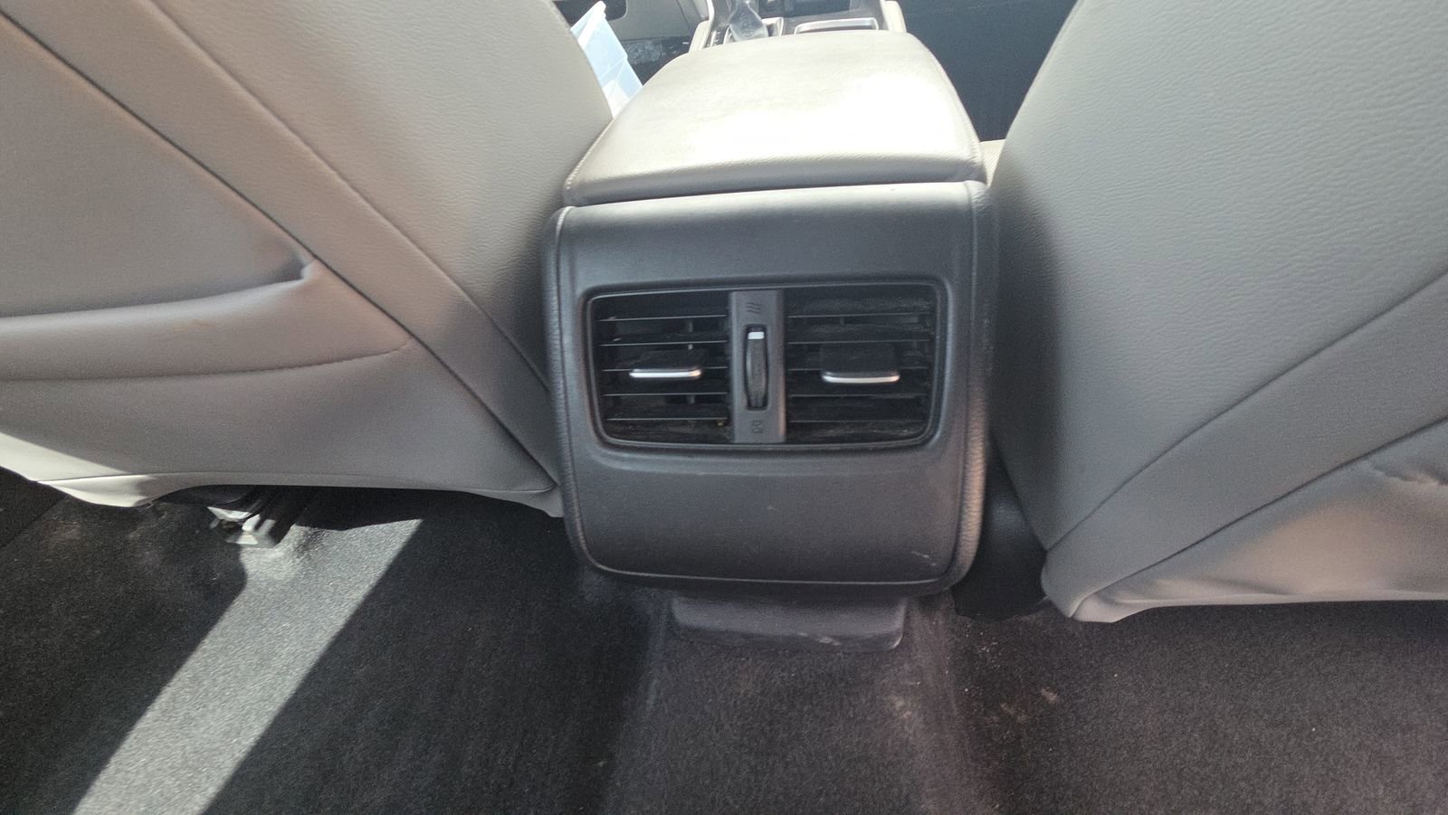 Used 2018 Honda Accord EX-L image 15