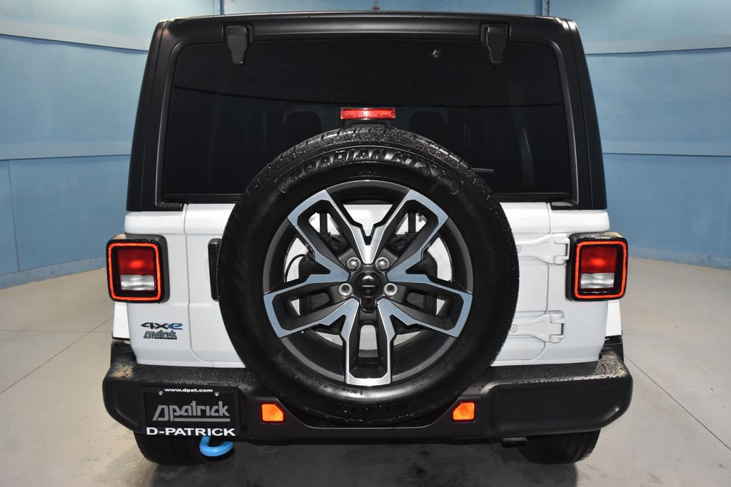 Used 2024 Jeep Wrangler Unlimited w/ Convenience Group image 28