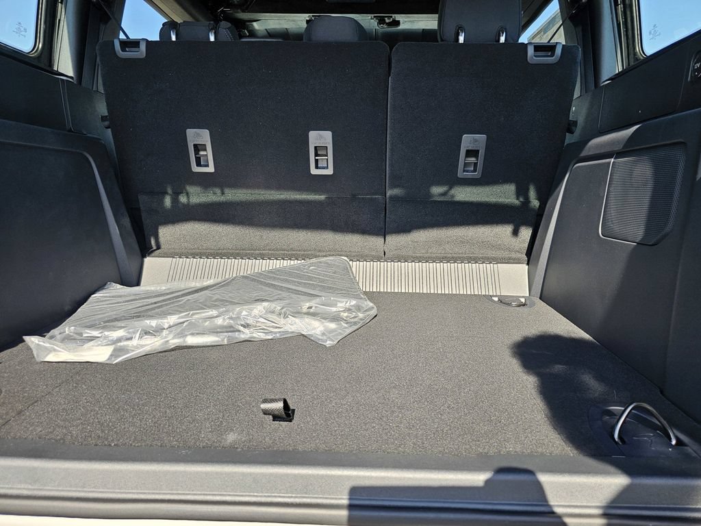 New 2026 Ford Bronco 4-Door AWD/4WD image 17