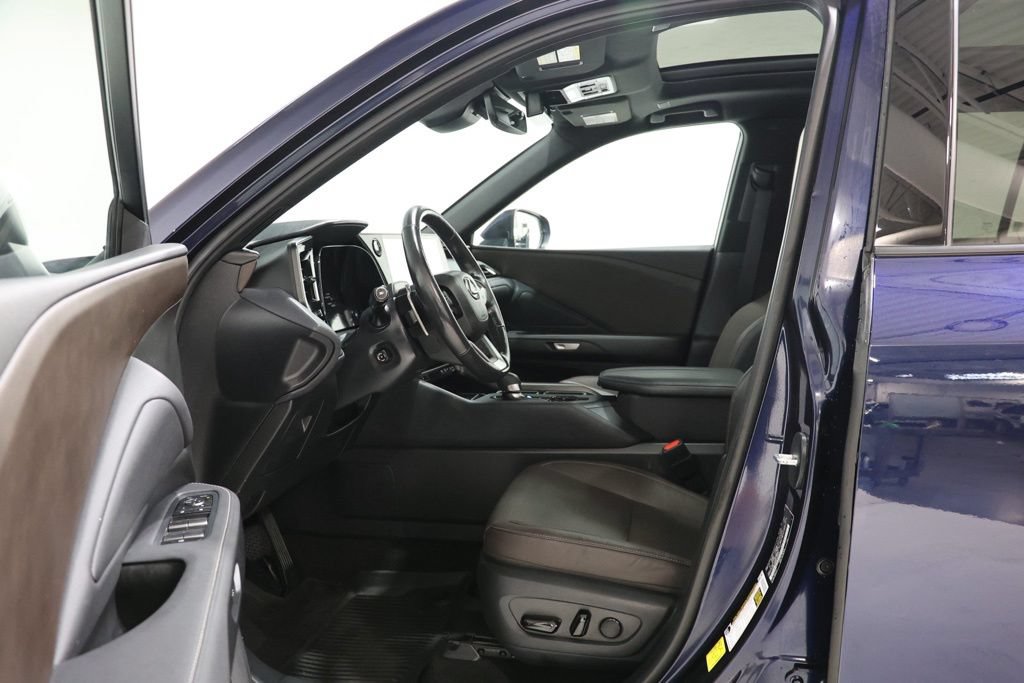 Used 2025 Lexus TX 350 AWD w/ Technology Package image 18
