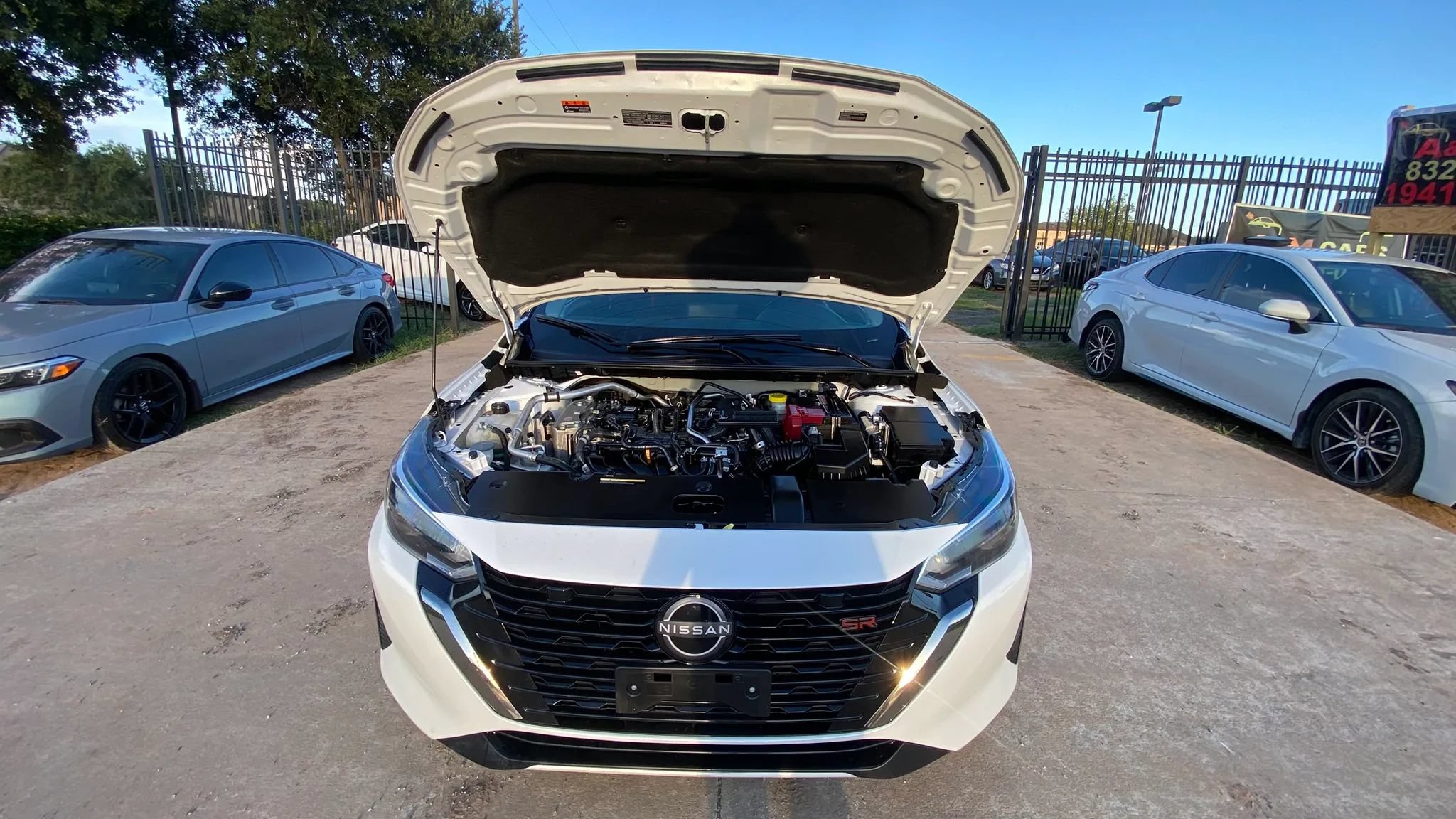 Used 2024 Nissan Sentra SR FWD image 29