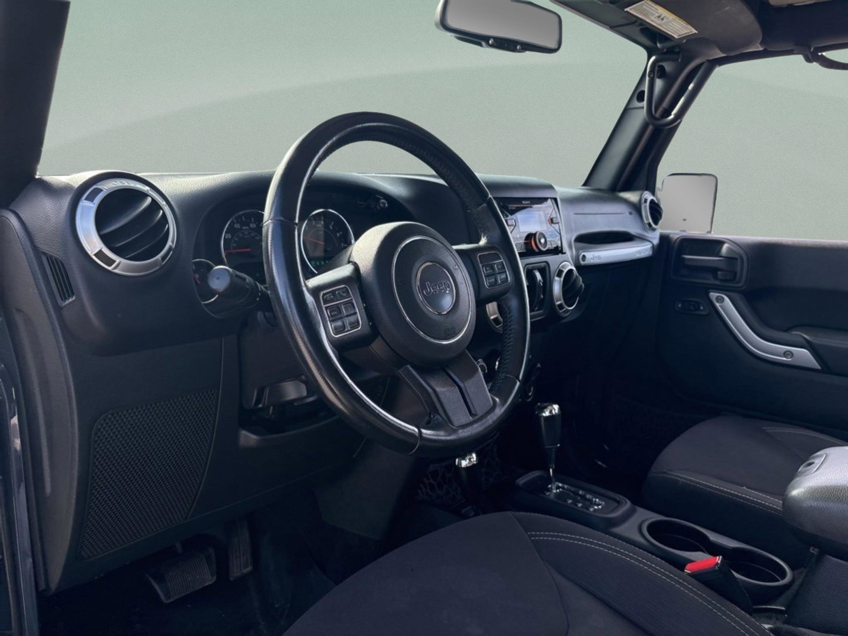 Used 2017 Jeep Wrangler Unlimited Sahara w/ Connectivity Group image 25