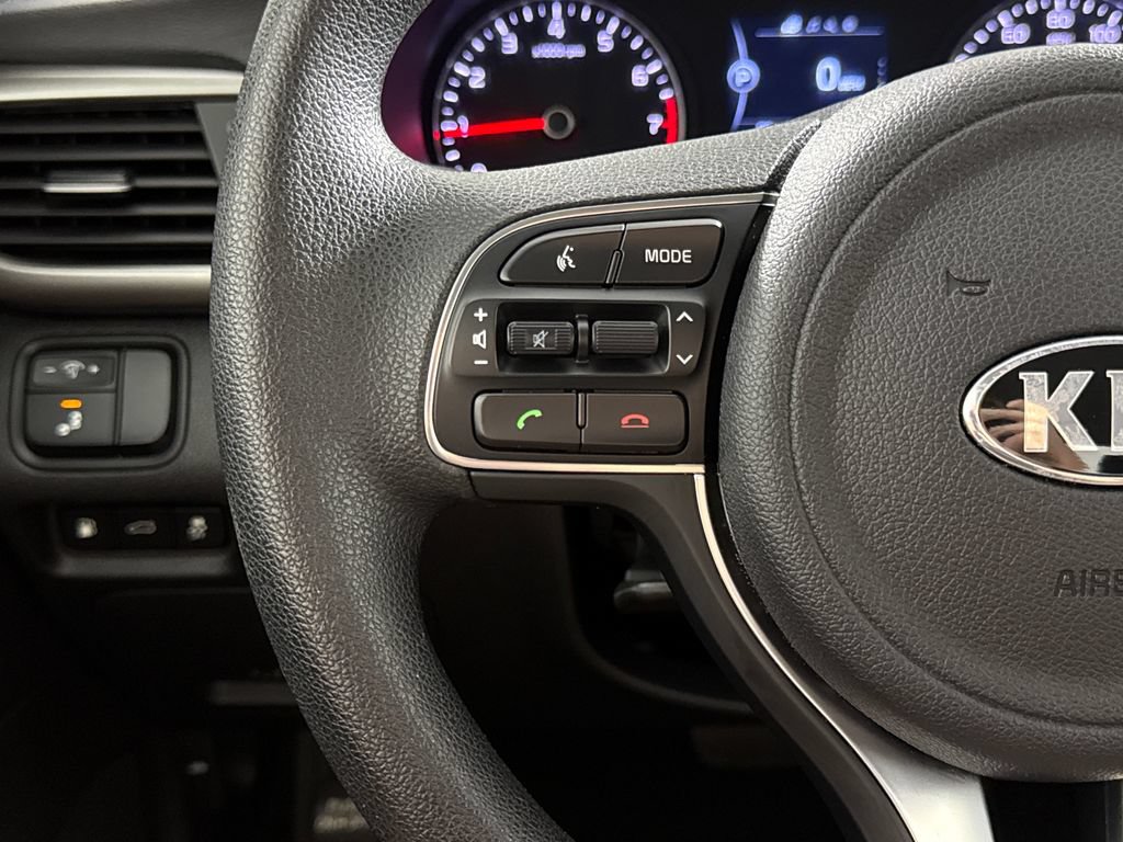 Used 2018 Kia Optima LX FWD image 15