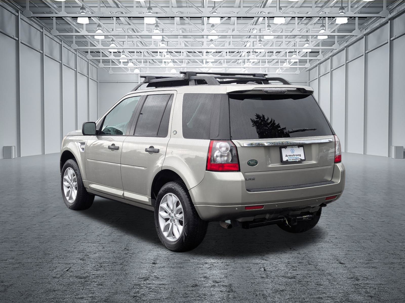 Used 2012 Land Rover LR2 HSE w/ Climate Comfort Pkg AWD/4WD image 3