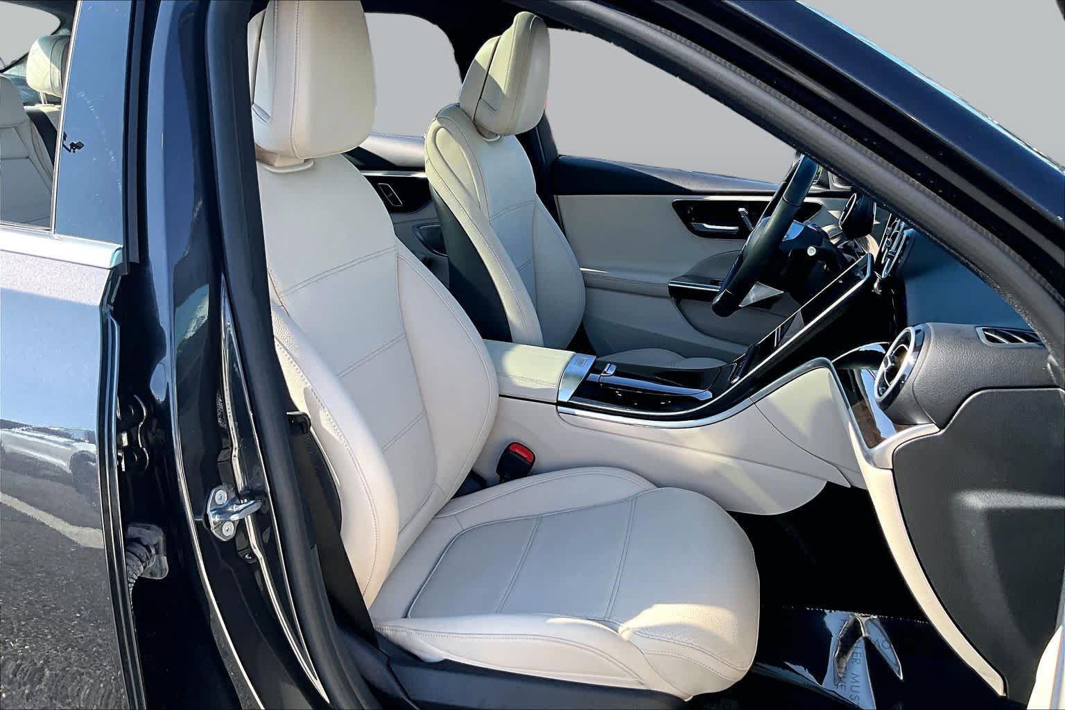 Used 2024 Mercedes-Benz C 300 4MATIC Sedan image 9