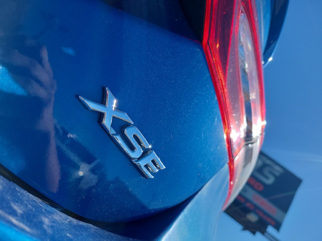 Used 2019 Toyota Camry XSE FWD image 16