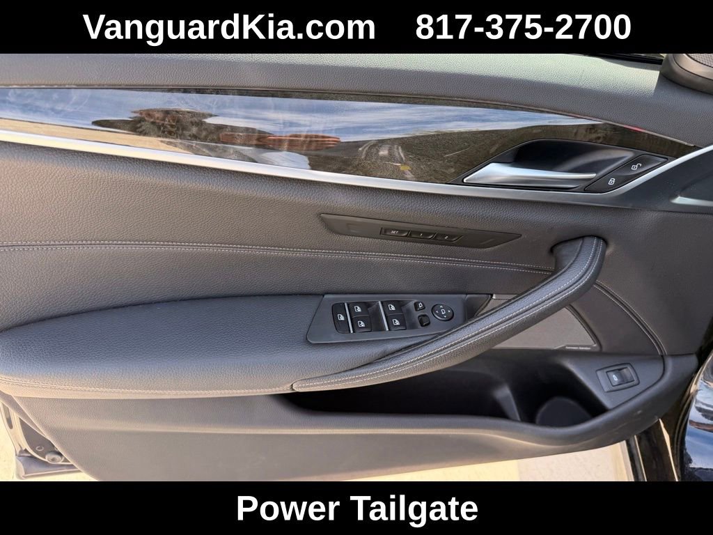 Used 2019 BMW 540i xDrive w/ M Sport Package image 16