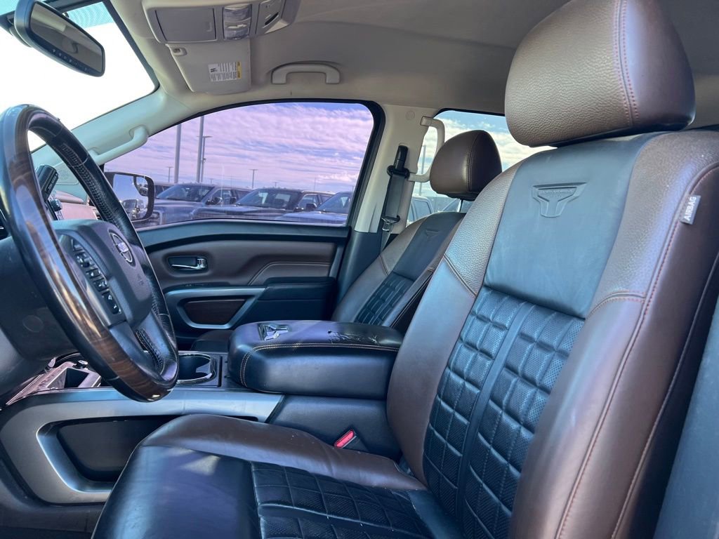 Used 2018 Nissan Titan Platinum Reserve w/ Platinum Utility Package image 12