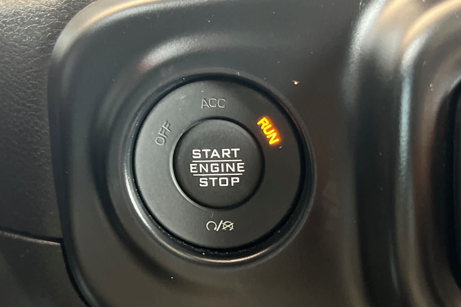 Used 2022 Jeep Wrangler Unlimited Sport AWD/4WD image 24