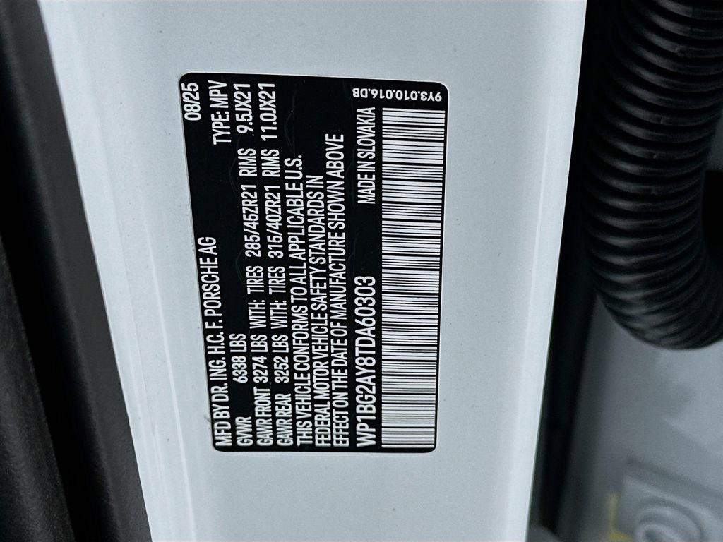 New 2026 Porsche Cayenne GTS image 35