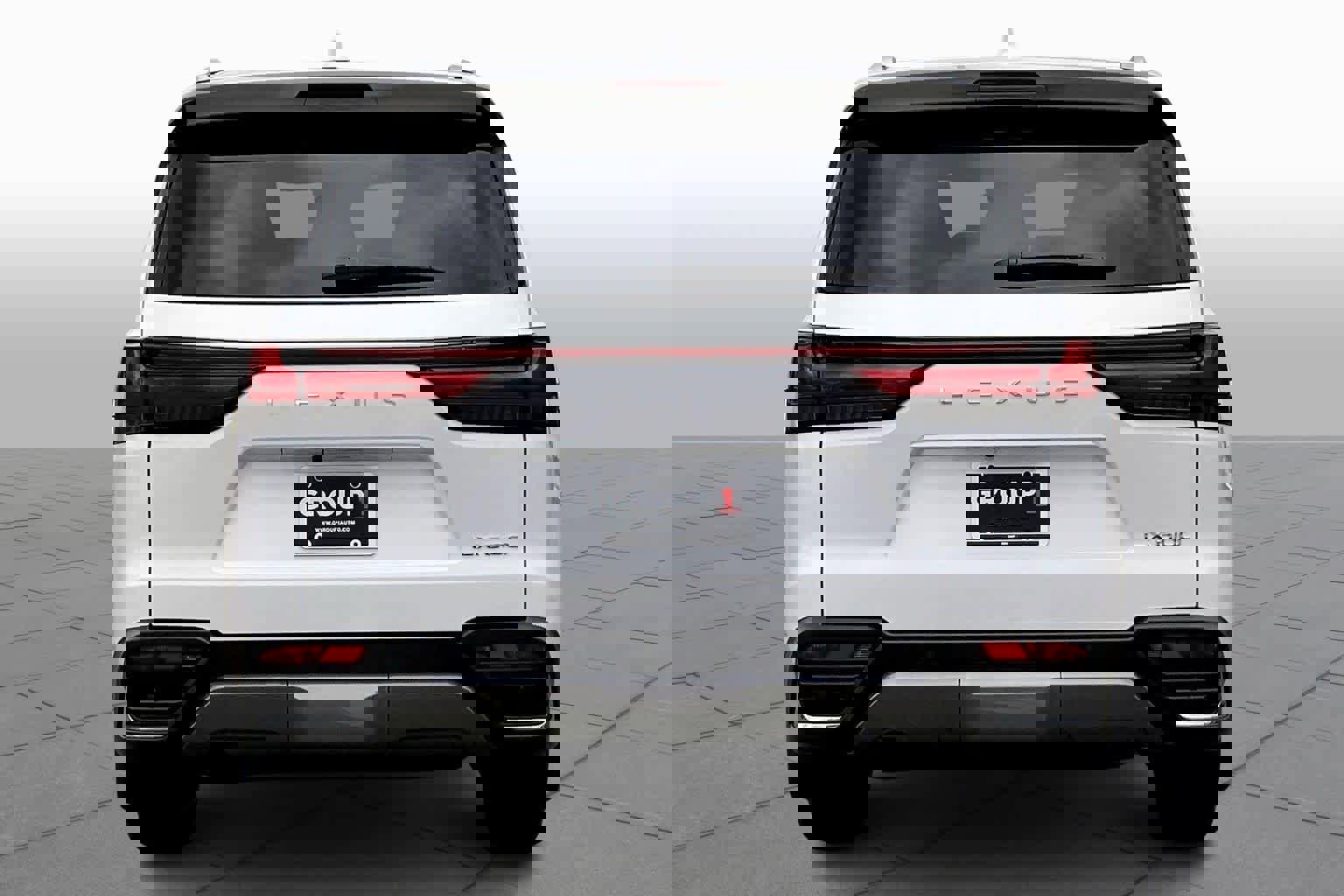 New 2025 Lexus LX 600 4WD w/ Luxury Package image 4