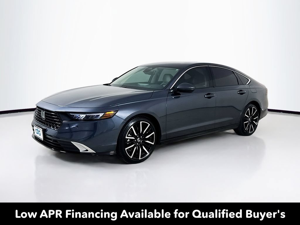 Certified 2025 Honda Accord Touring image 3