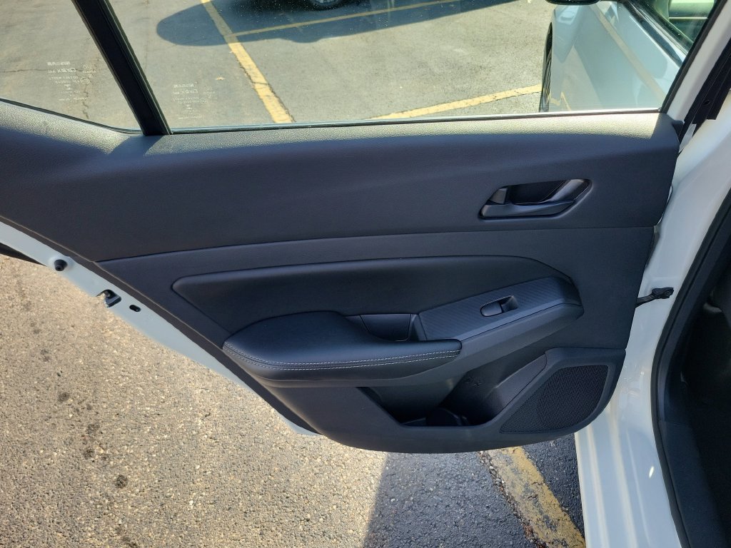 Used 2024 Nissan Altima 2.5 SV FWD image 19