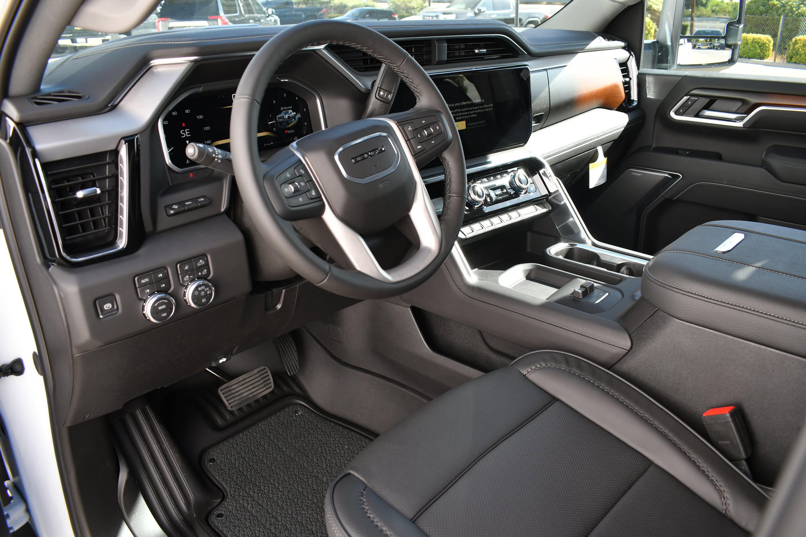 New 2026 GMC Sierra 2500 Denali w/ Technology Package image 18