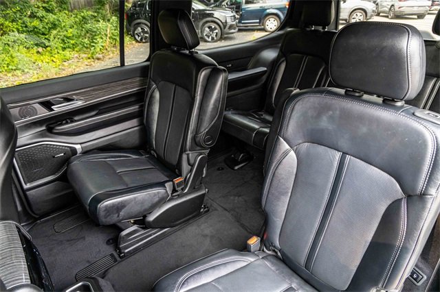 Used 2022 Jeep Wagoneer Series III w/ Flexible Seating Group image 21