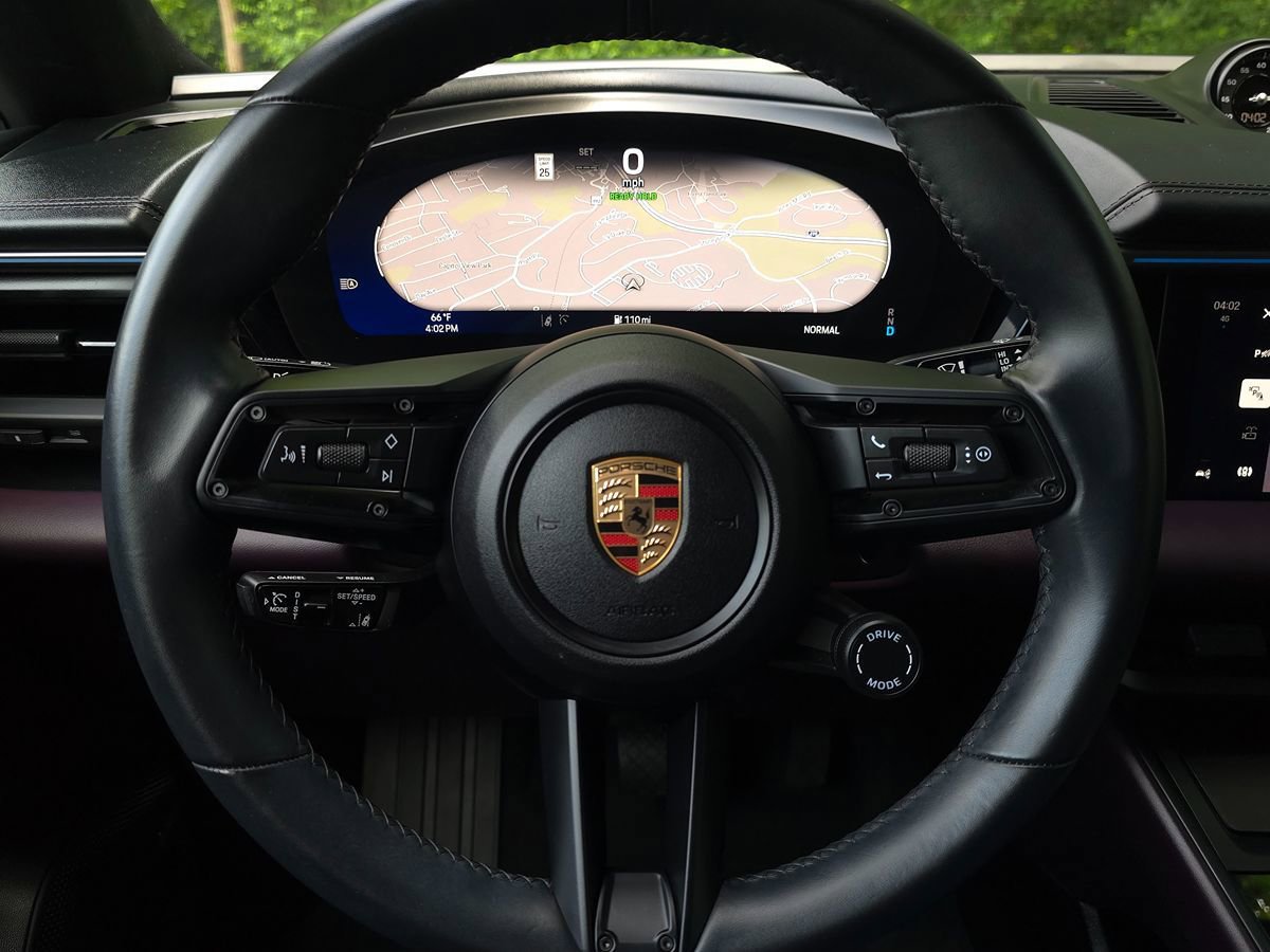 Used 2024 Porsche Macan 4 Electric AWD/4WD image 30