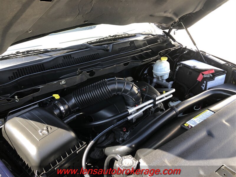 Used 2012 RAM 1500 Laramie RWD image 23