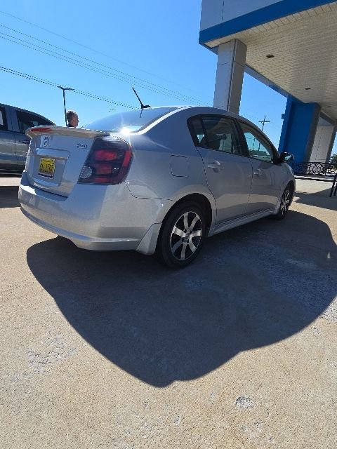 Used 2012 Nissan Sentra 2.0 SR w/ Special Edition Pkg FWD image 7