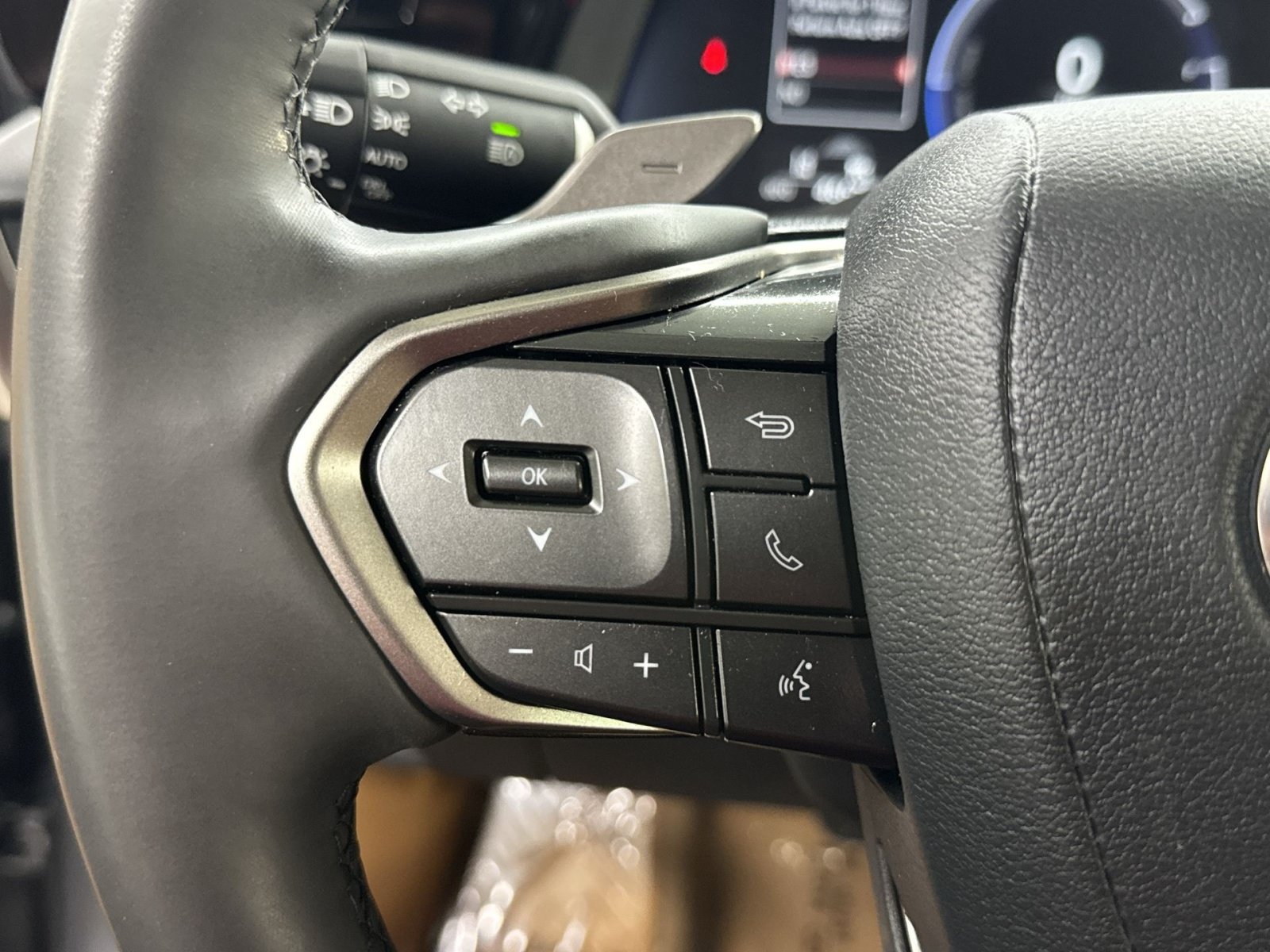 Used 2024 Lexus RZ 300e Premium w/ Accessory Package (Z1) FWD image 45