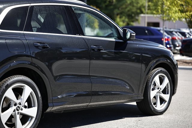 New 2025 Audi Q5 Prestige image 8