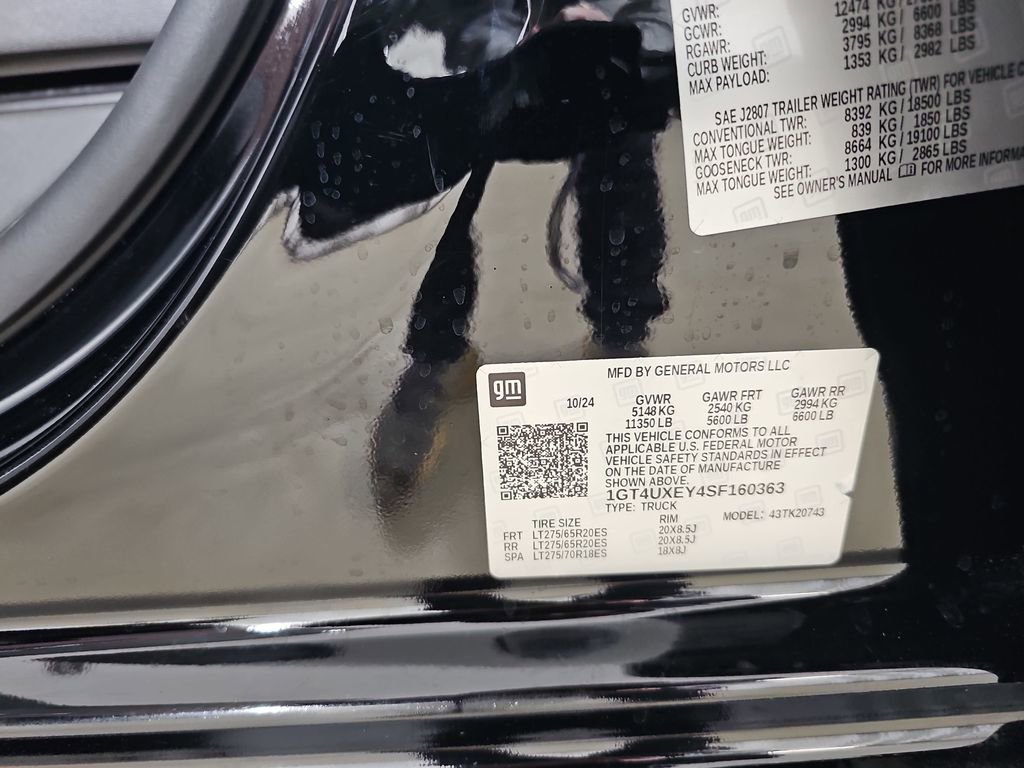 Certified 2025 GMC Sierra 2500 Denali Ultimate AWD/4WD image 40