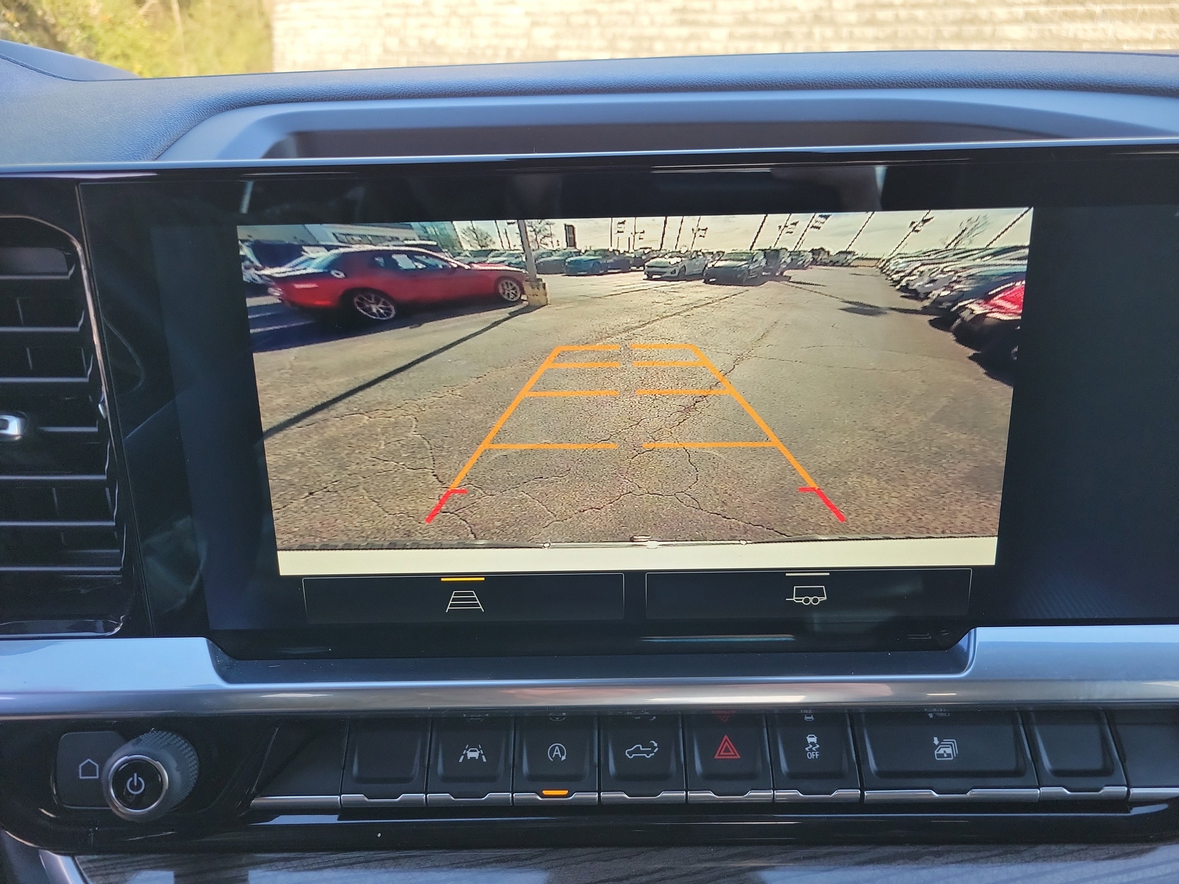 Used 2022 Chevrolet Silverado 1500 LT image 13