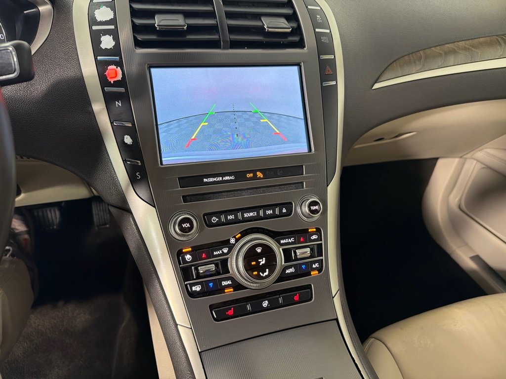 Used 2018 Lincoln MKZ Select w/ Select Plus Package image 12