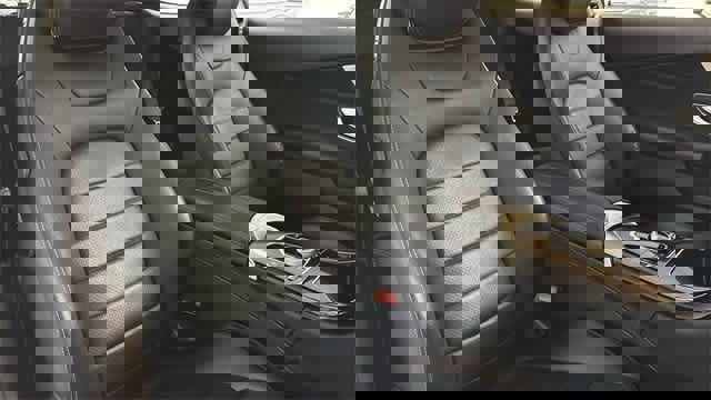 Used 2017 Mercedes-Benz C 300 4MATIC Coupe image 33