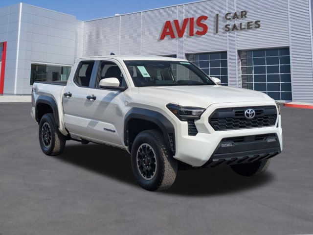 Used 2025 Toyota Tacoma TRD Off-Road image 3