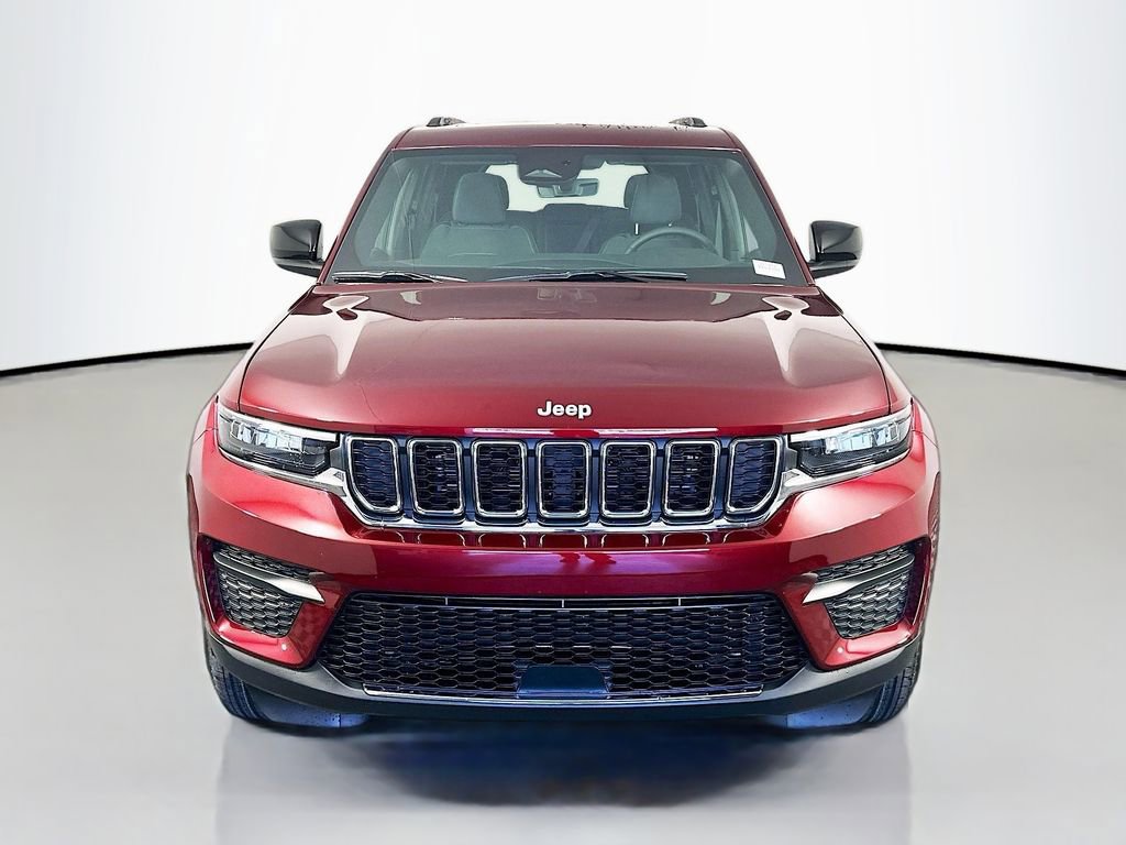 New 2025 Jeep Grand Cherokee Laredo X w/ Luxury Tech Group I video 2