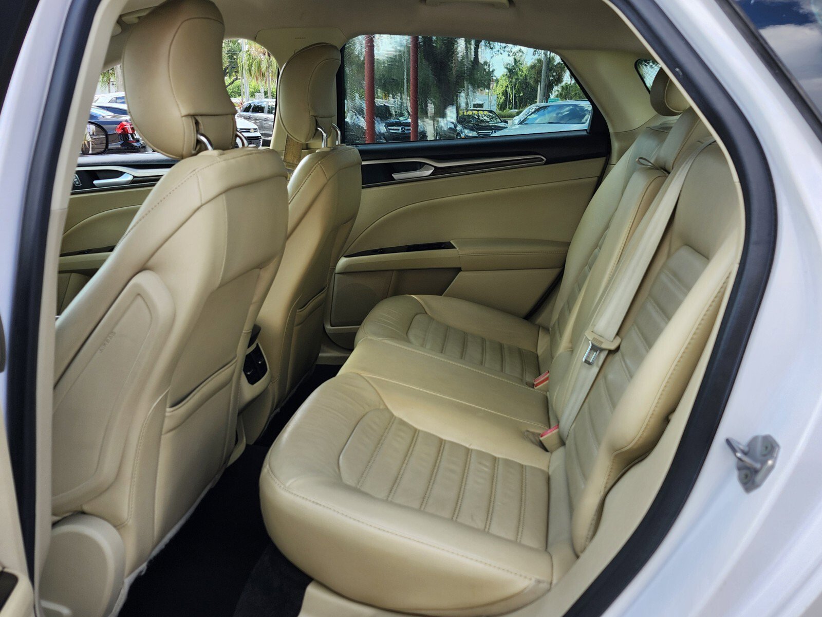 Used 2013 Ford Fusion SE image 4