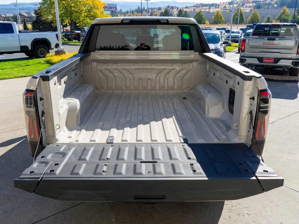 New 2026 GMC Sierra EV Elevation w/ LPO, Elevation Dark Package AWD/4WD image 30