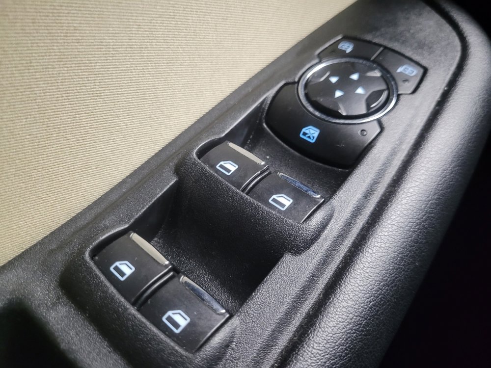 Used 2017 Ford Edge SE AWD/4WD image 27