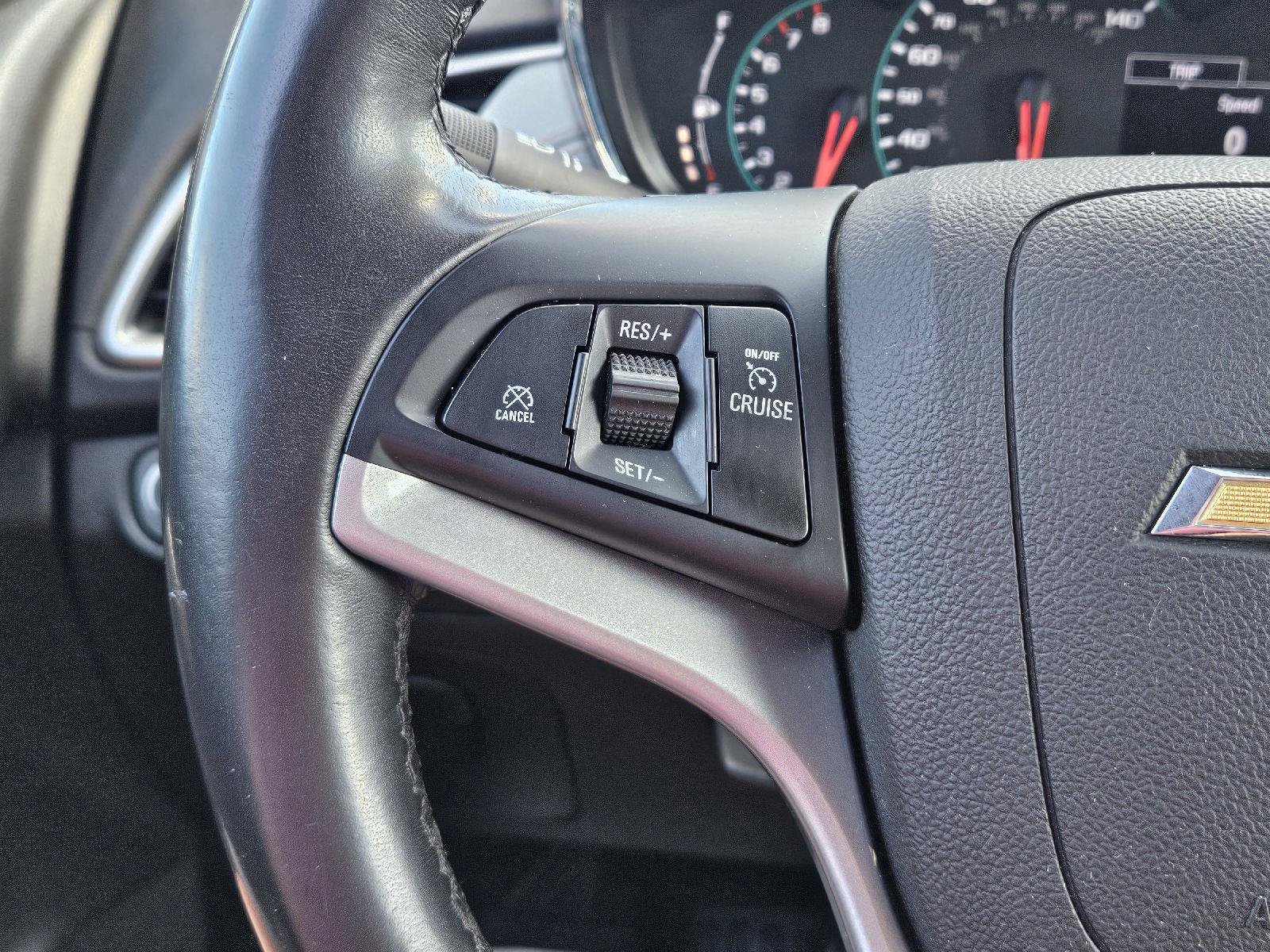 Used 2019 Chevrolet Trax LT w/ Driver Confidence Package FWD image 9