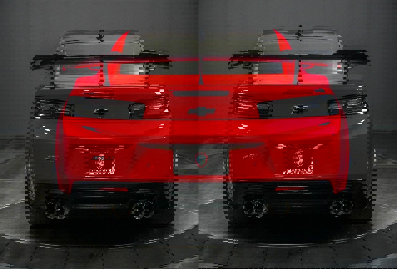 Used 2018 Chevrolet Camaro ZL1 image 16