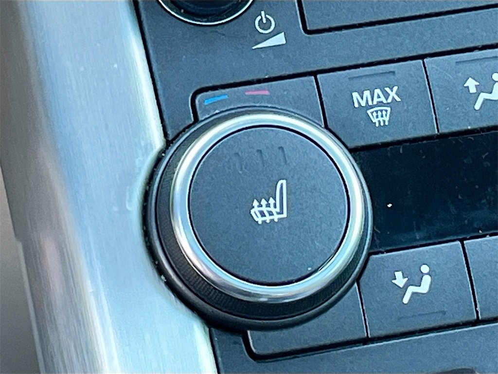 Used 2016 Land Rover Range Rover Evoque SE image 21