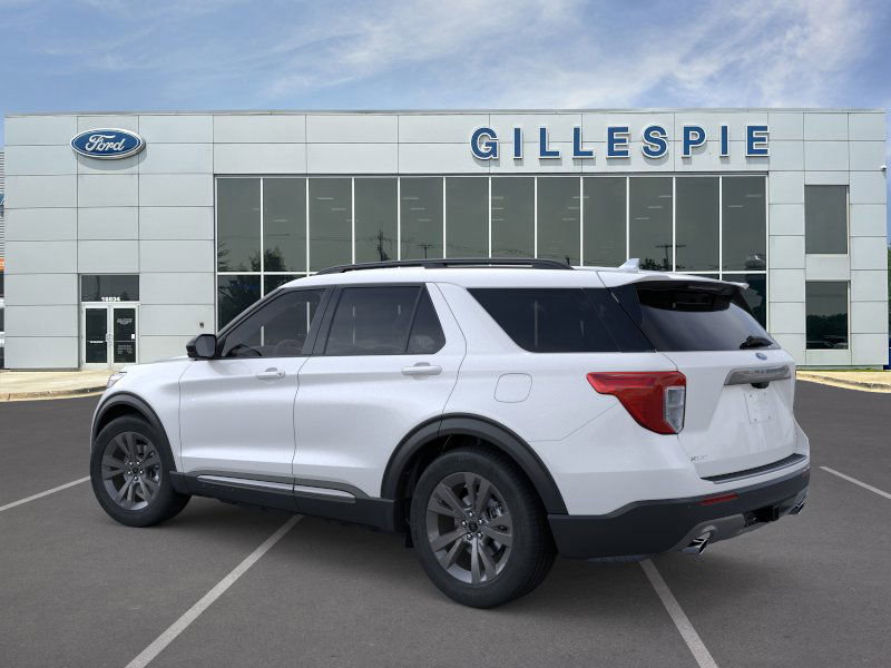 New 2024 Ford Explorer XLT w/ Equipment Group 202A image 4