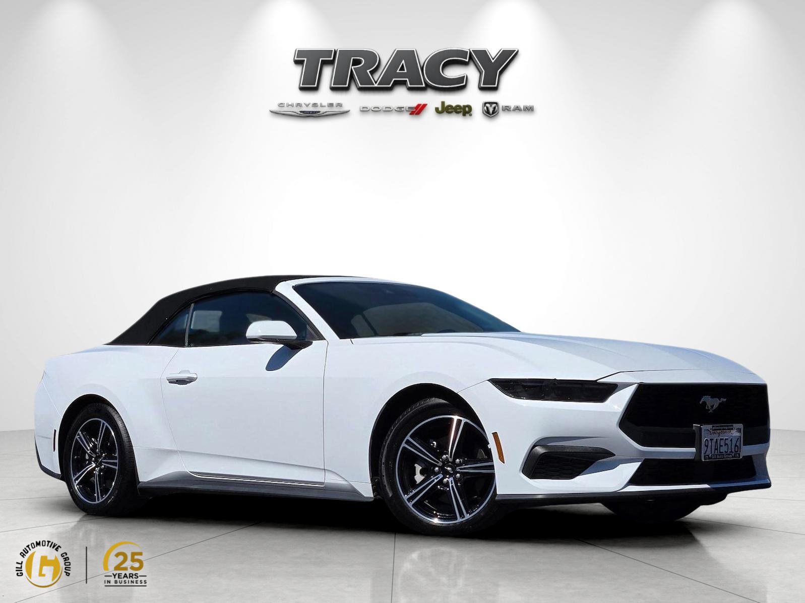 Used 2025 Ford Mustang Premium RWD image 1