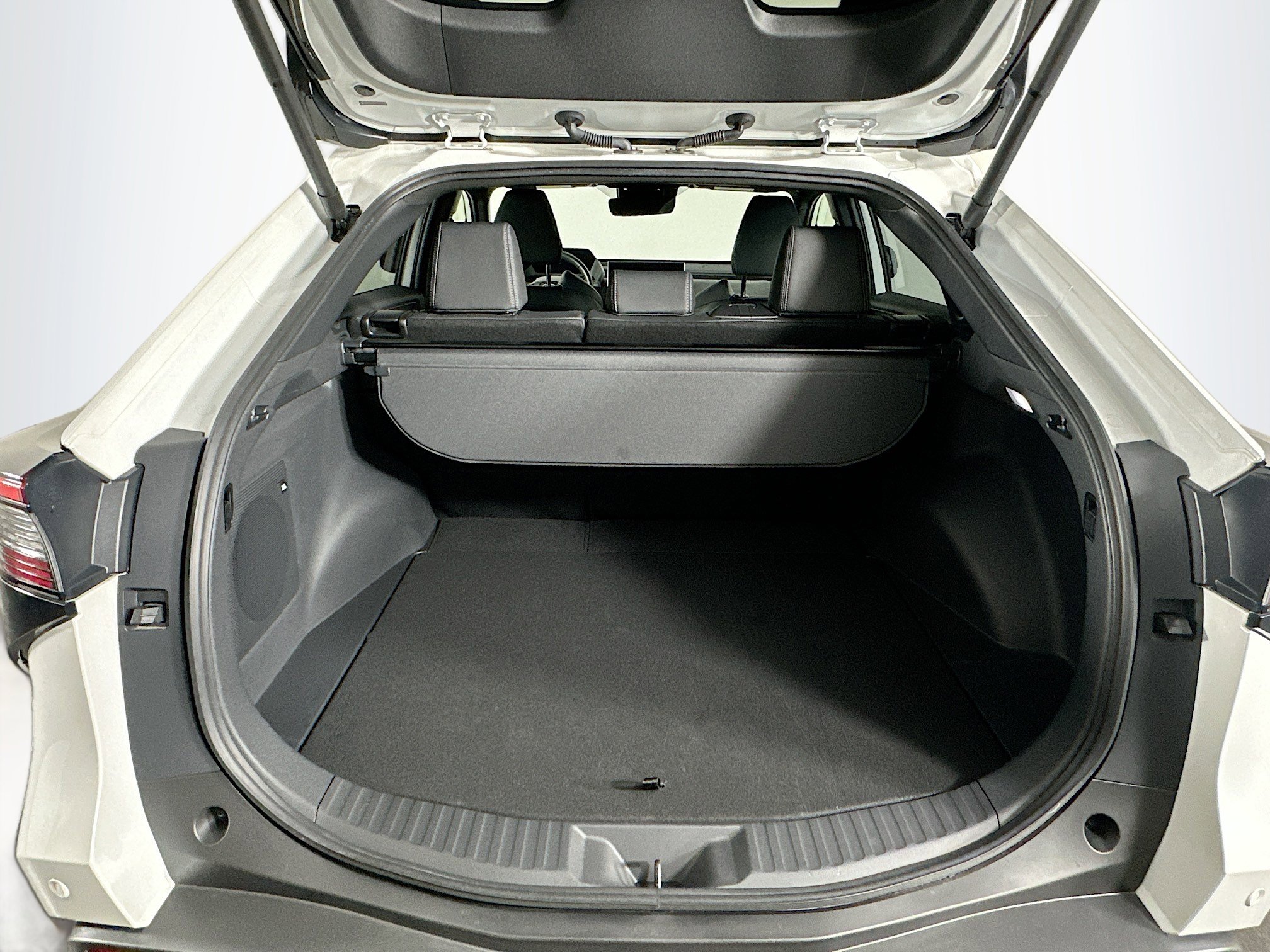 Used 2023 Toyota bZ4X Limited w/ Weather Package image 31