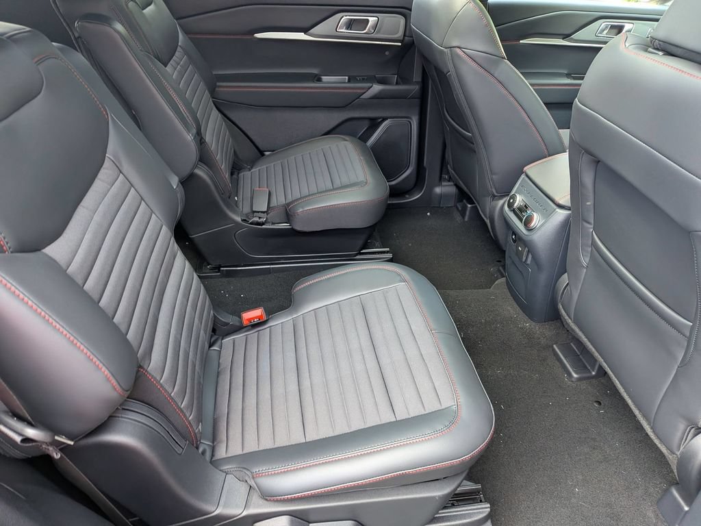 New 2026 Ford Explorer ST-Line AWD/4WD image 22