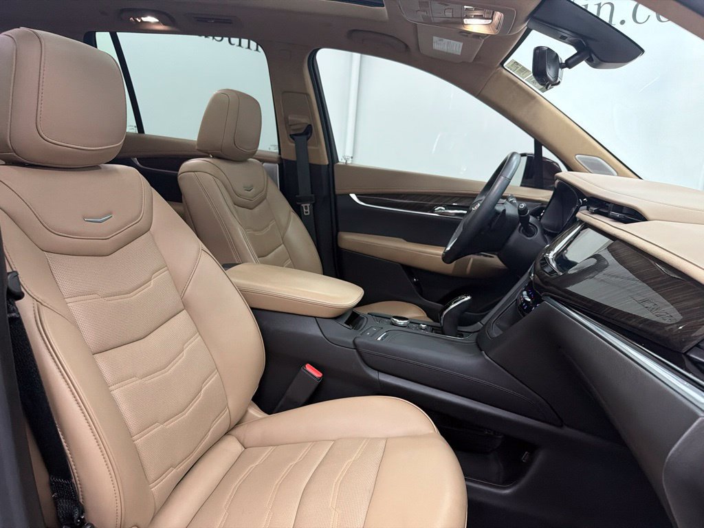 Used 2022 Cadillac XT6 Premium Luxury w/ Platinum Package FWD image 35