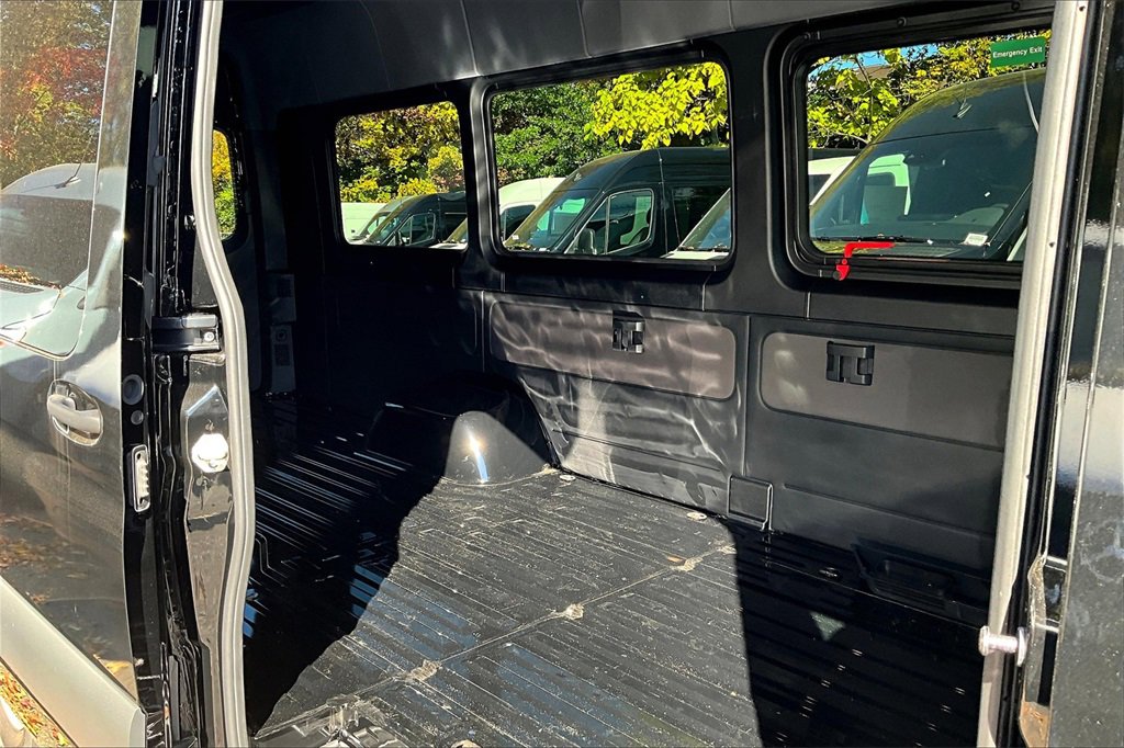 New 2025 Mercedes-Benz Sprinter 4500 image 7