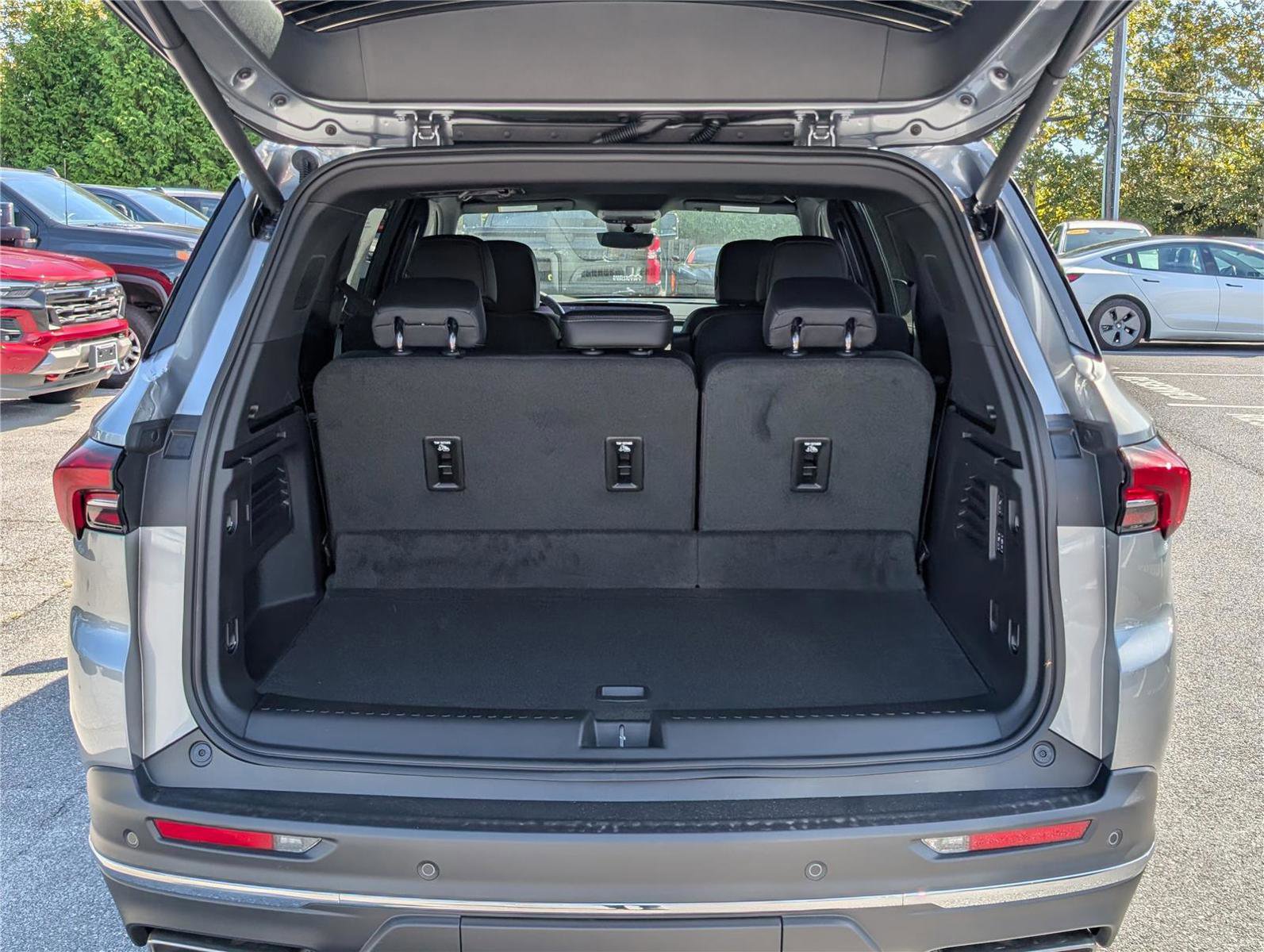 New 2026 Buick Enclave Preferred w/ Power Package image 10