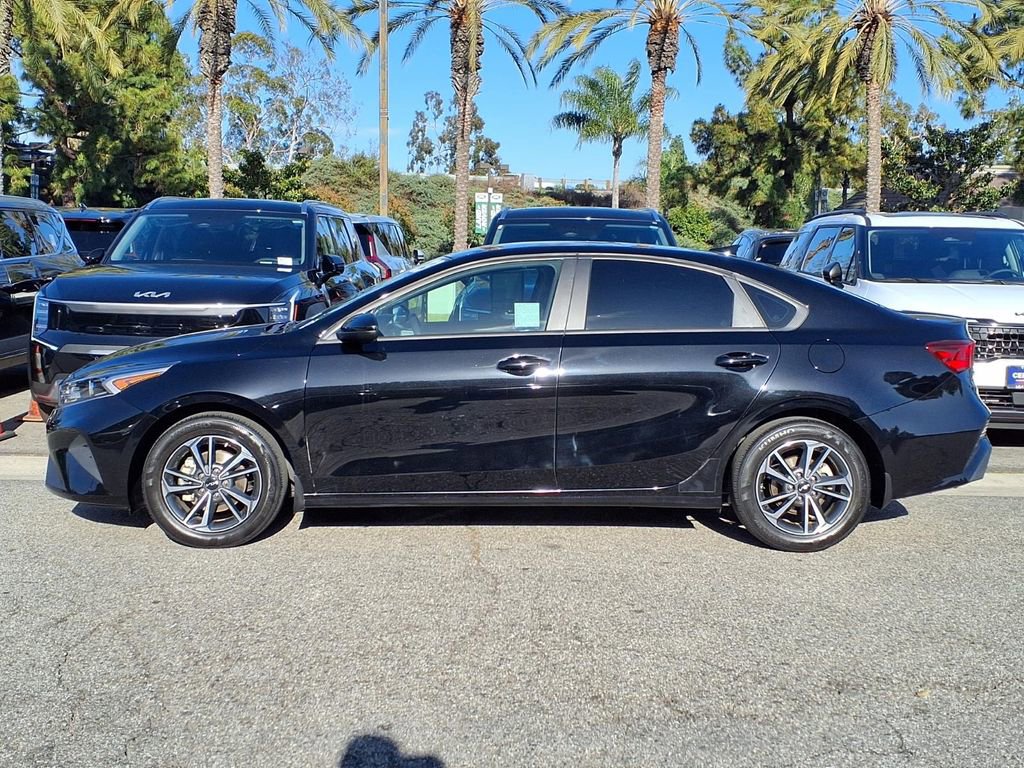Certified 2023 Kia Forte LXS FWD image 2