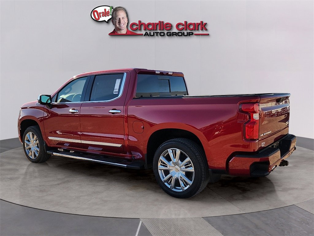 New 2026 Chevrolet Silverado 1500 High Country w/ Technology Package video 2