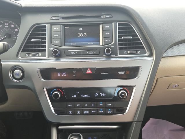 Used 2016 Hyundai Sonata SE FWD image 25