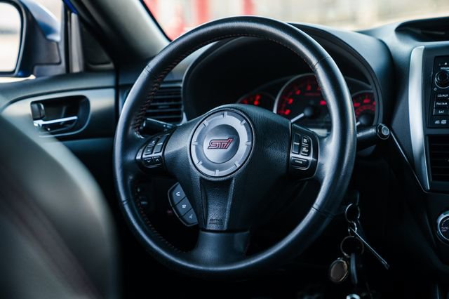 Used 2011 Subaru Impreza WRX STI Limited image 9