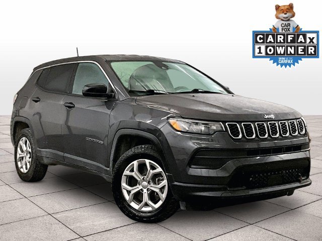 Used 2024 Jeep Compass Sport AWD/4WD image 2