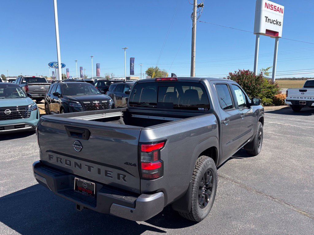 New 2027 Nissan Frontier SV w/ SV Convenience Package AWD/4WD image 4