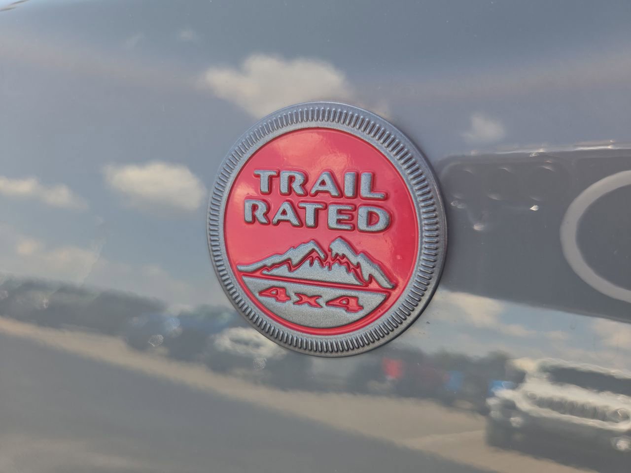 Used 2022 Jeep Compass Trailhawk w/ Trailhawk Convenience Group AWD/4WD image 11